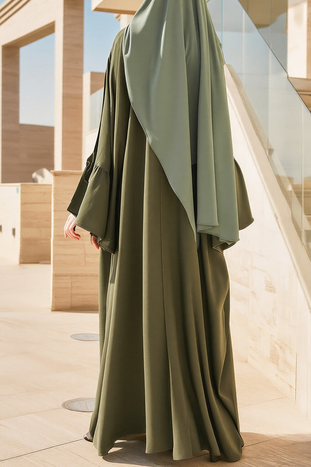 SB Saudi Cut Premium Nidah Abaya AS007 en kaki