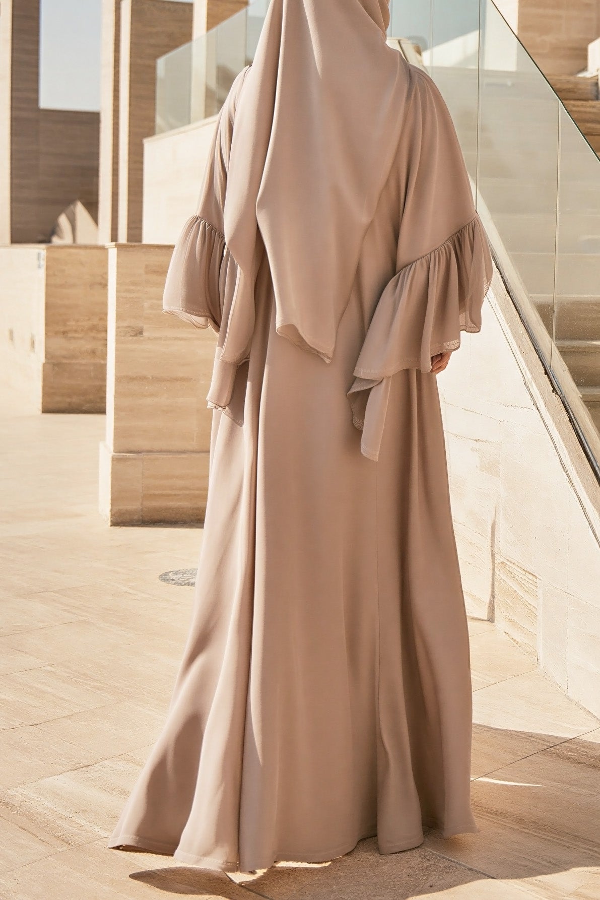 Abaya Nidah Premium Cut SB Saudi AS007 couleur taupe