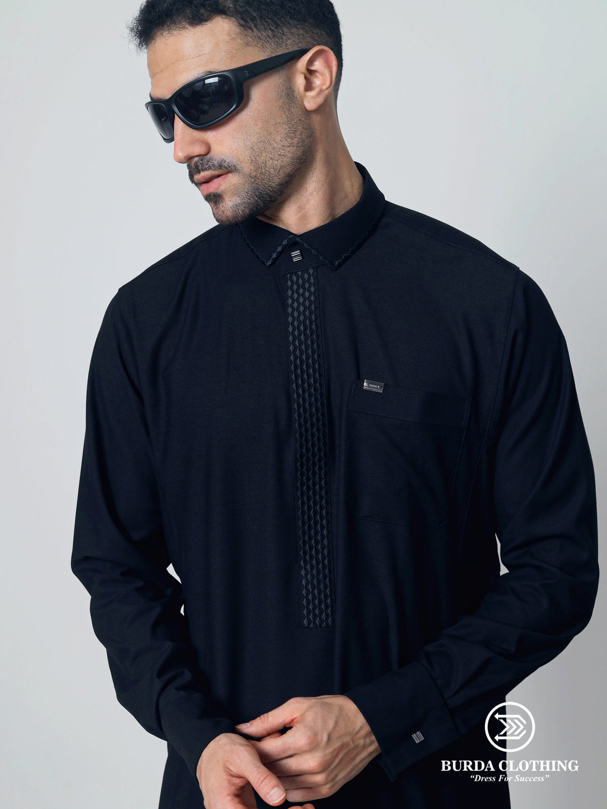 Adult Thobe 307 Black